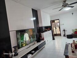 Blk 828 Yishun Street 81 (Yishun), HDB Executive #595065421